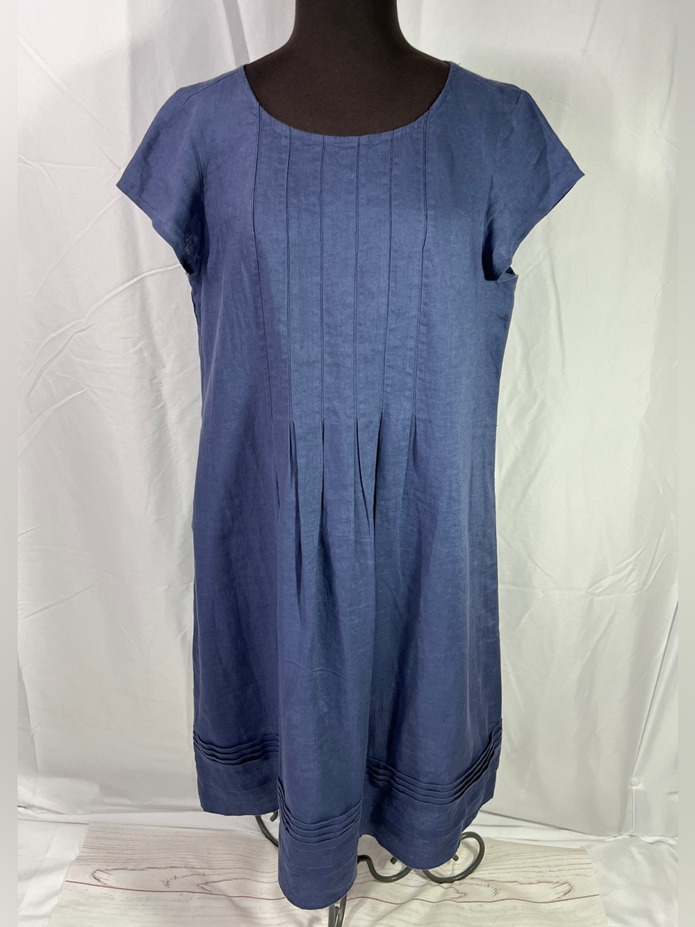 J.Jill Love Linen Pleated Dress - Medium - short sleeve relaxed fit blue classic